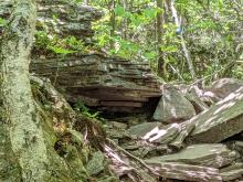 Trail to Panther / Giant's Ledges